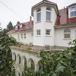 Sungarden Vendeghaz