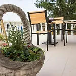 Sungarden Vendeghaz 3* Sajoszoged