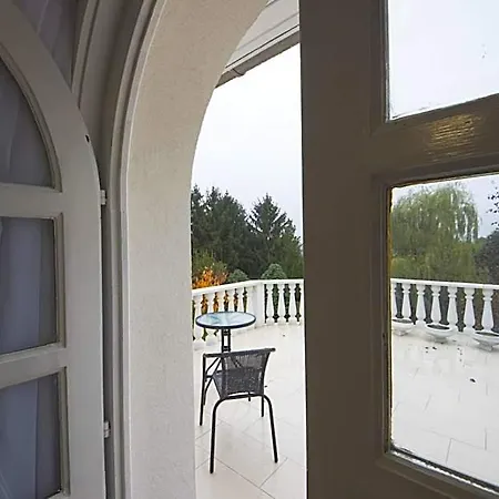 Sungarden Vendeghaz 3* Sajoszoged