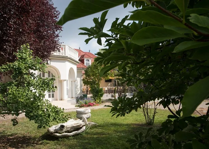 Sungarden Vendeghaz 3* Sajoszoged